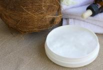 Кокосовое масло для волос: полезные рецепты и маски